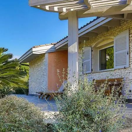 Semesterbostad Cartarana *